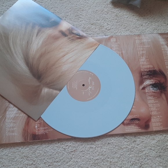 Billie Elish happier than ever record - Picture 3 of 3